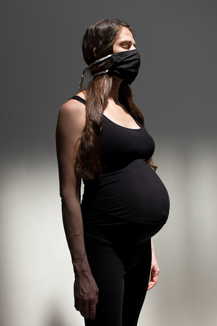 KateIzor_pregnant__FrancesFDenny-2